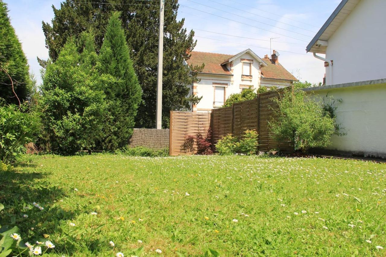 Charmante Maison Bourguignonne Avec Grand Jardin Et Parking Montbard Exterior photo
